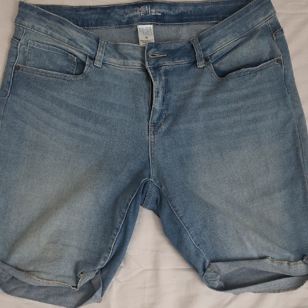 Time and Tru Denim Blue Women's Shorts